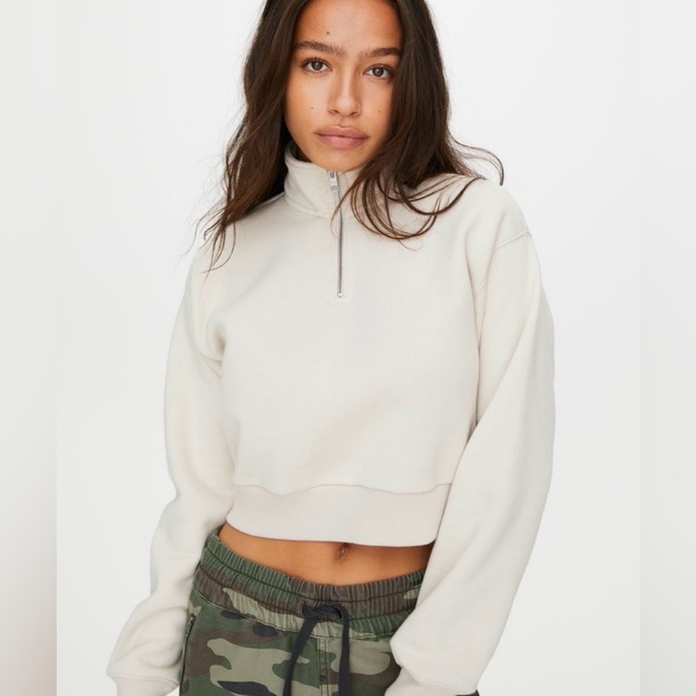 Aritzia Tna Perfect 1/4 Zip Sweatshirt Women’s